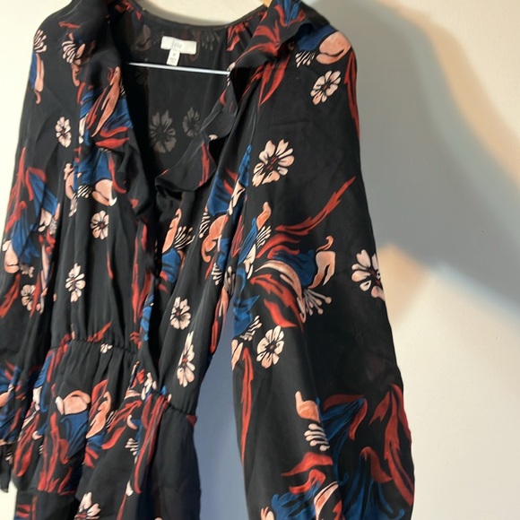 Joie Nour dress 100% silk floral ruffle mini dress size Medium - Picture 8 of 11